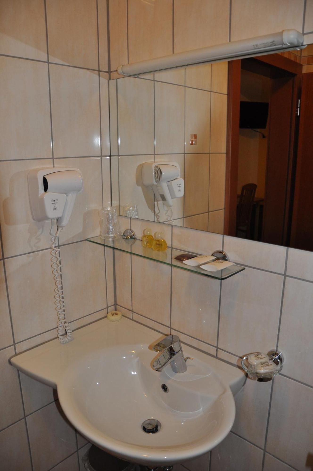Penzion Kmecki Hram Ljubljana Phòng bức ảnh